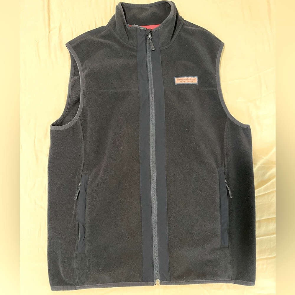Navy Vineyard Vines fleece vest